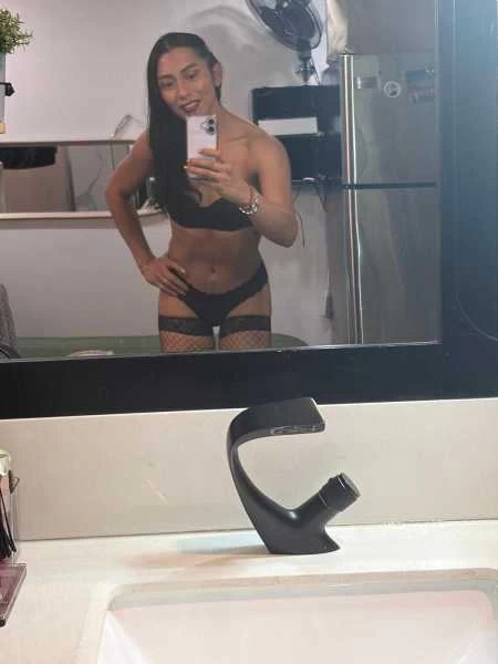 Thumbnail of catalina’s photo gallery